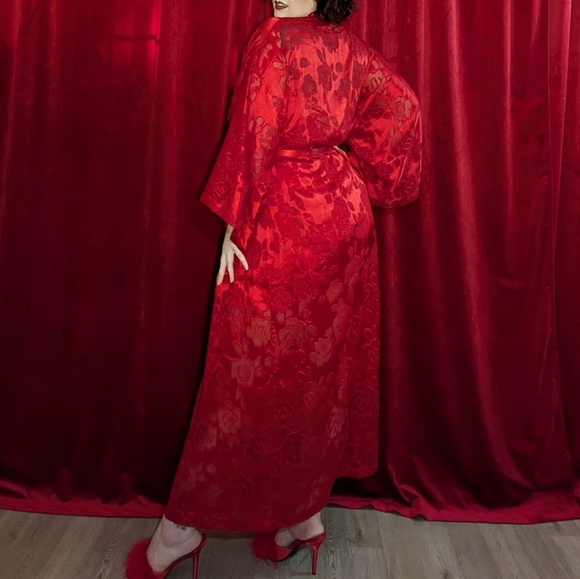 Vintage Victoria's Secret Gold Label semisheer burnout floral satin robe - M/L - Picture 3 of 5